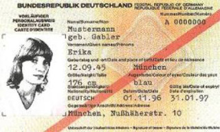 Urkundenuntersuchung Personalausweis